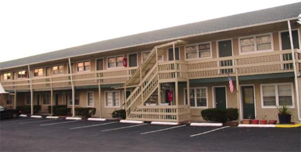 Swiss Motel Ривърхед Екстериор снимка